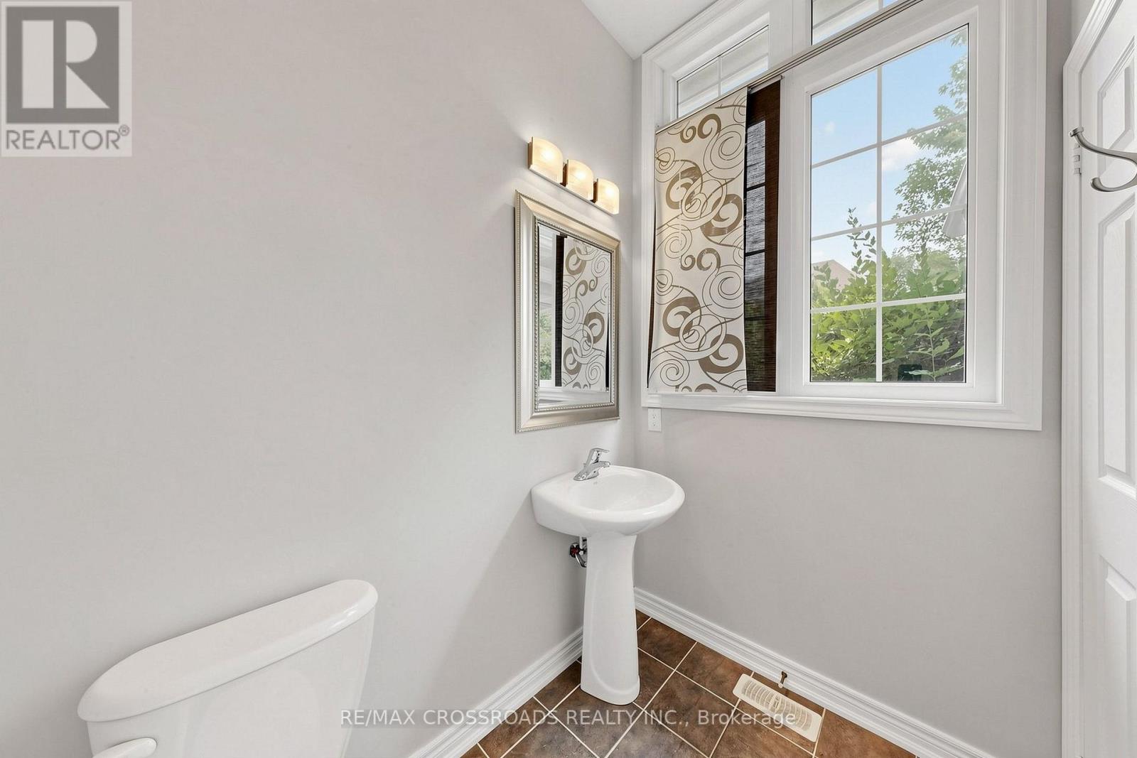 52 DUNGANNON DRIVE - 15