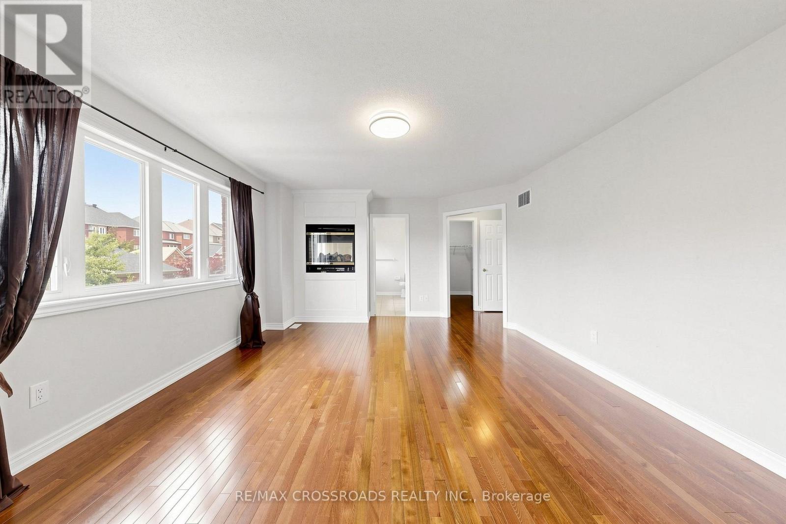 52 DUNGANNON DRIVE - 19