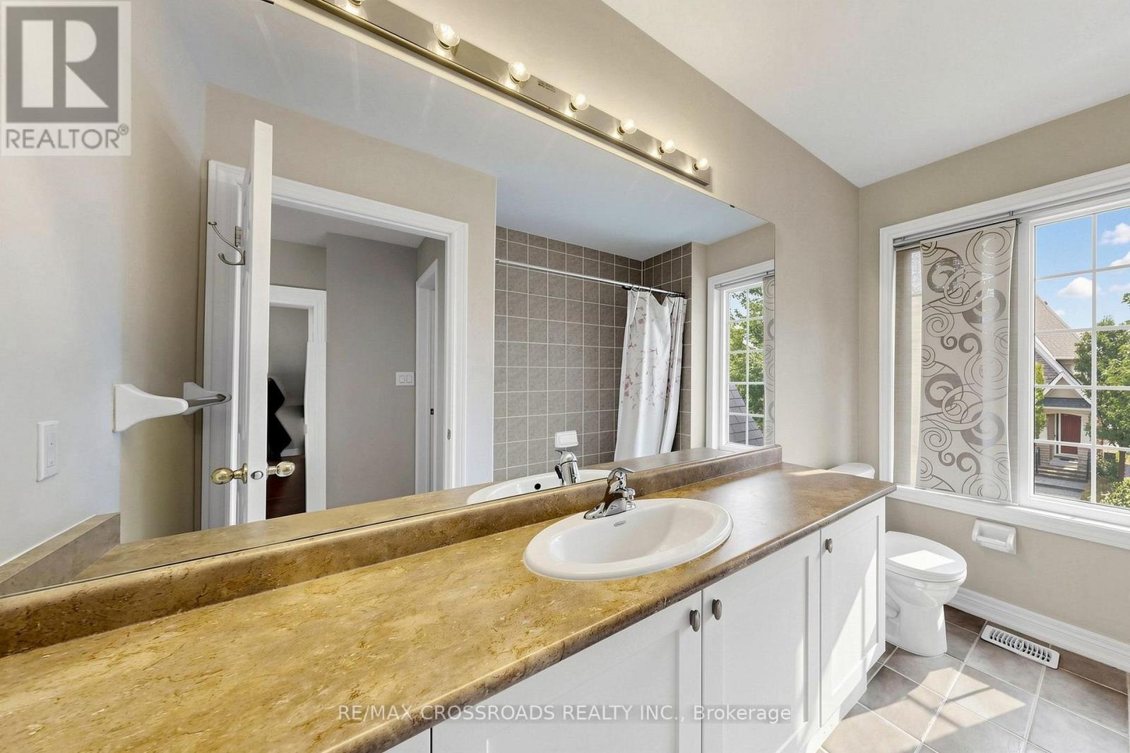 52 DUNGANNON DRIVE - 26