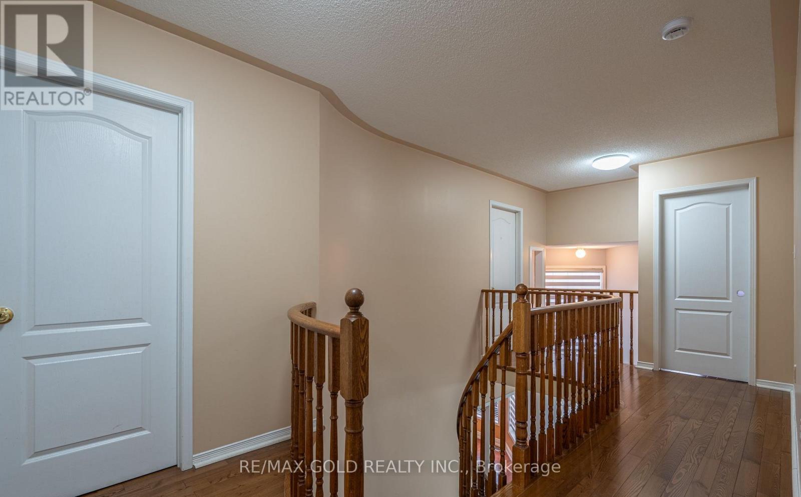 104 SUNNY MEADOW BOULEVARD - 20