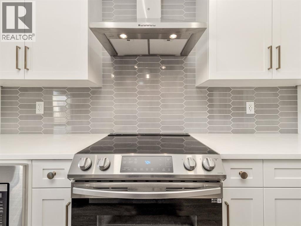 126 Miners Road W - Image 4