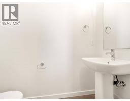 126 Miners Road W - photo 7