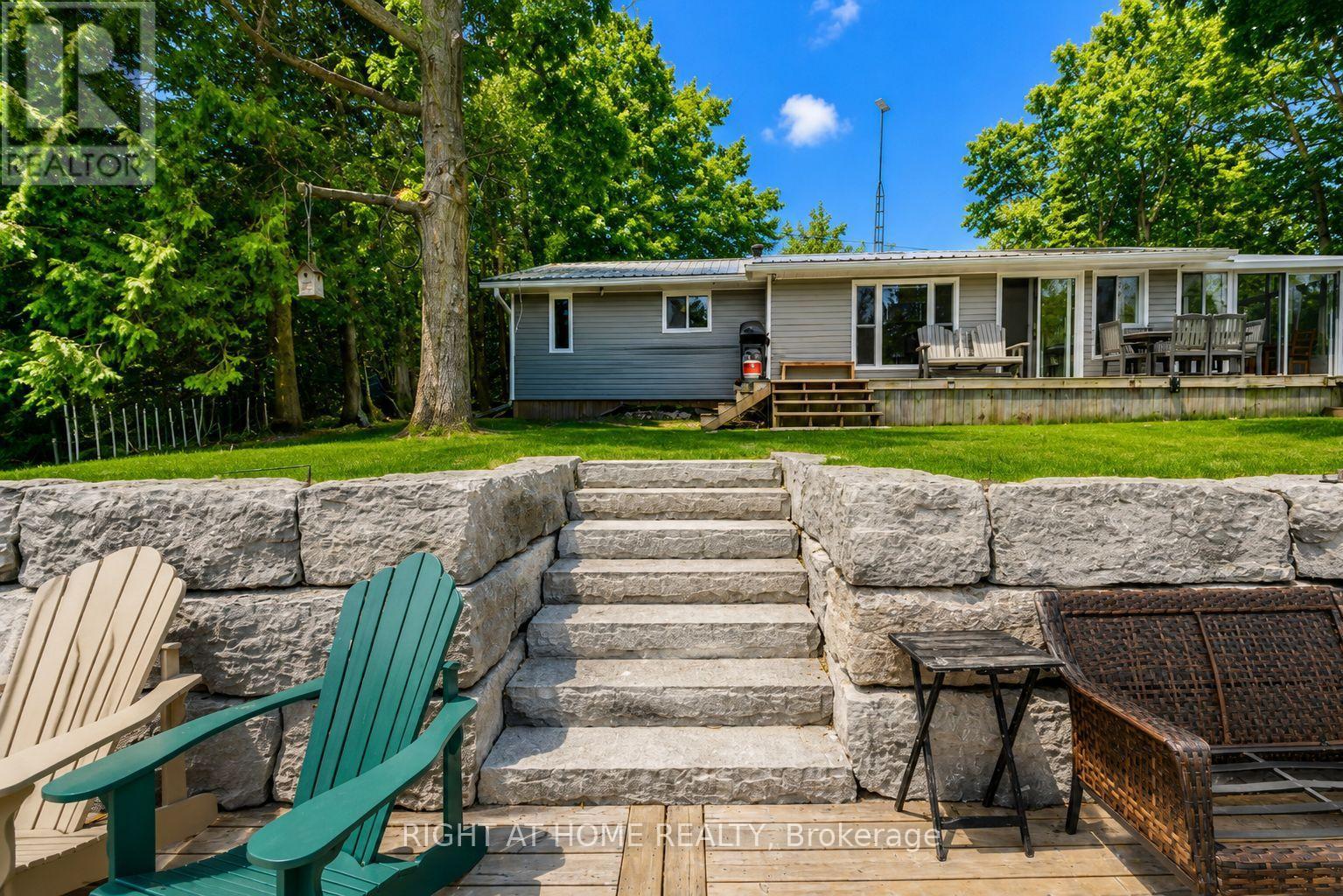 369 SOUTHAM DRIVE - 19