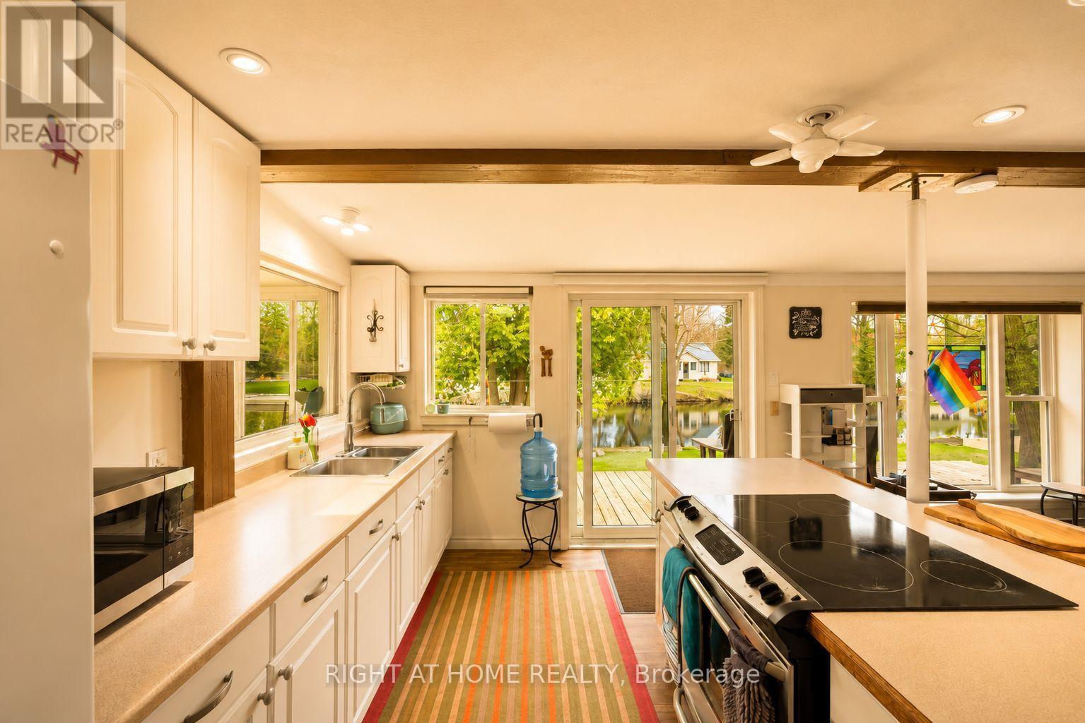 369 SOUTHAM DRIVE - 7