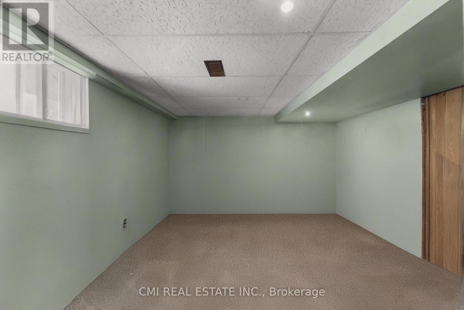433 LYDIA STREET - 21