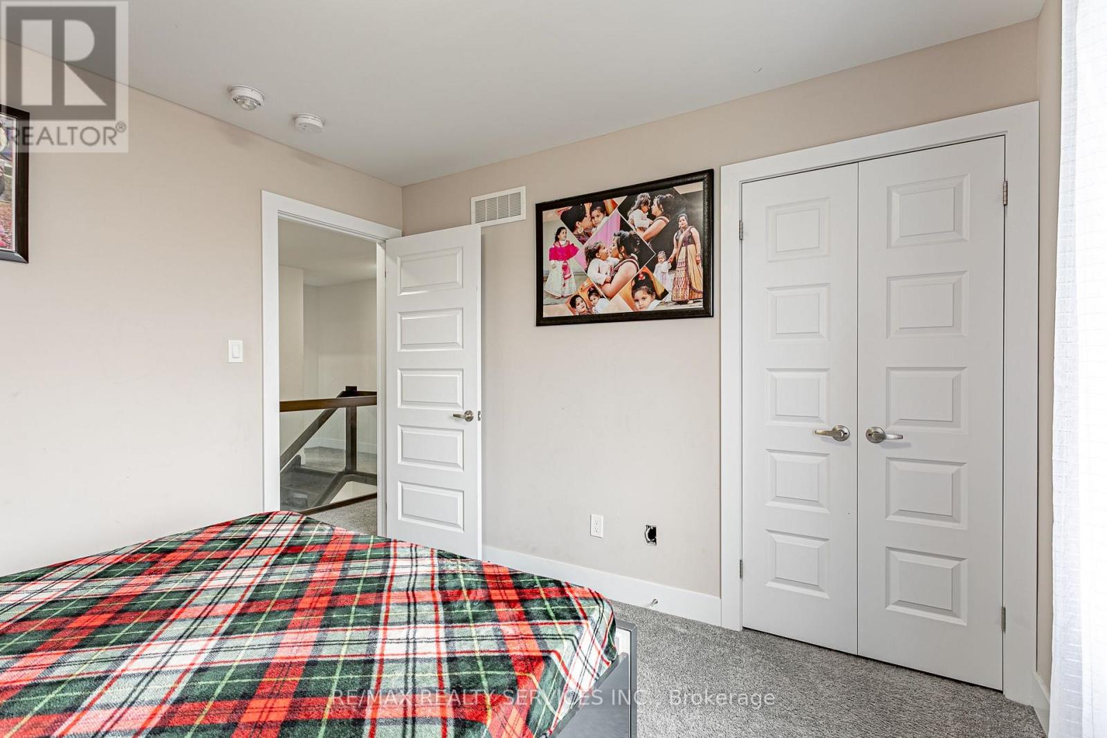 2227 EVANS BOULEVARD - 18
