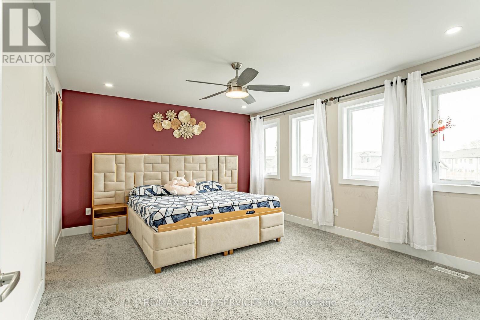 2227 EVANS BOULEVARD - 19