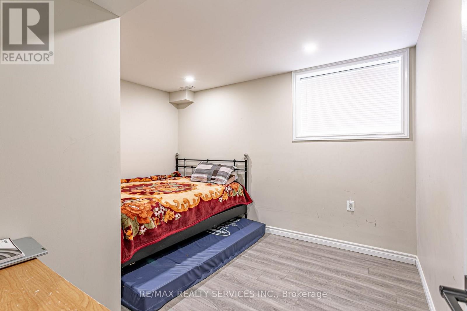 2227 EVANS BOULEVARD - 30