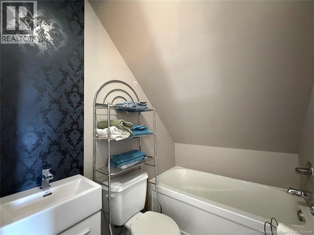 353 Roussel et Martin Road - 11
