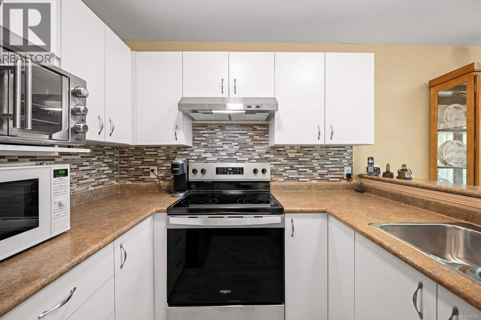 #203B 698 Aspen Rd - 4
