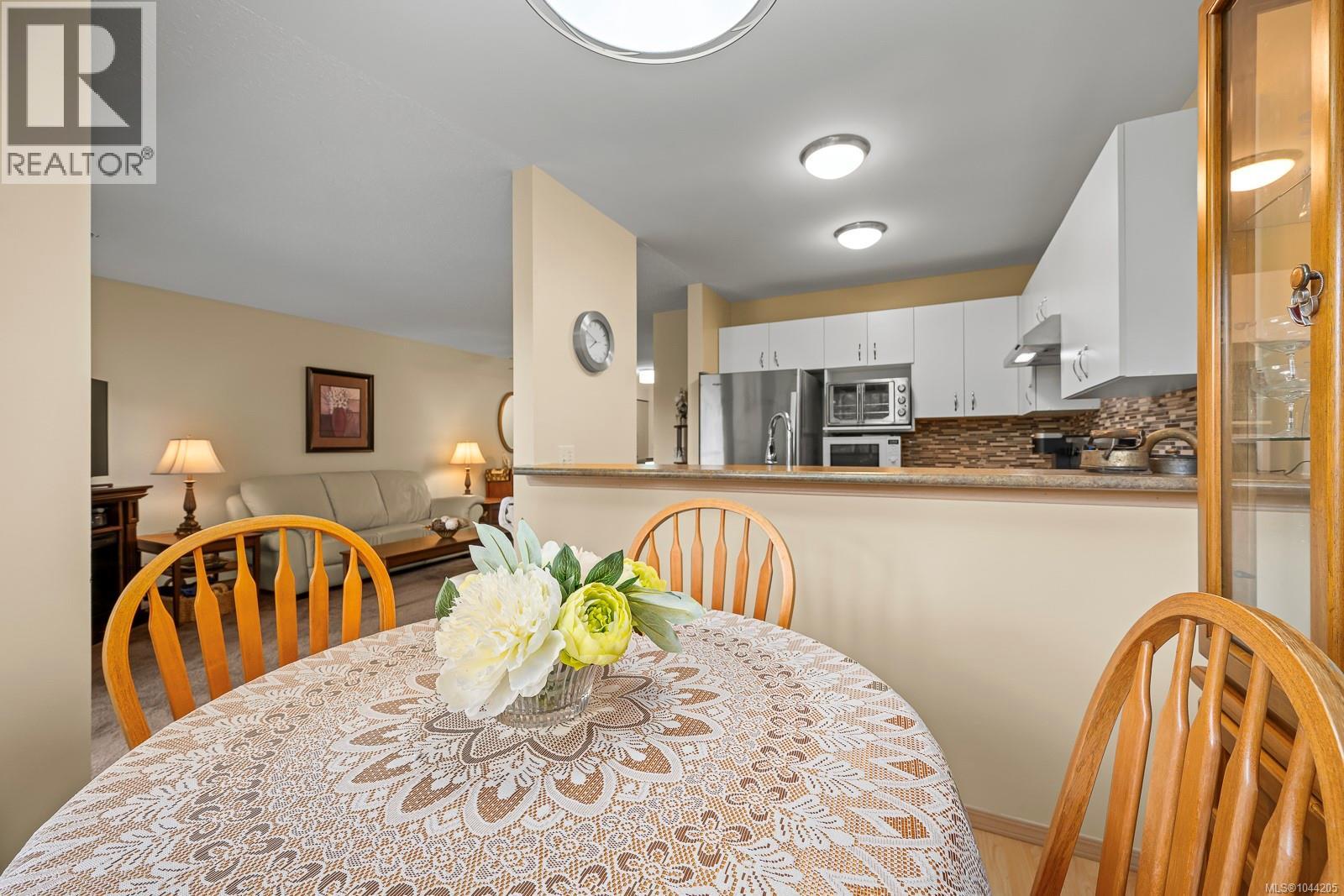 #203B 698 Aspen Rd - Image 9