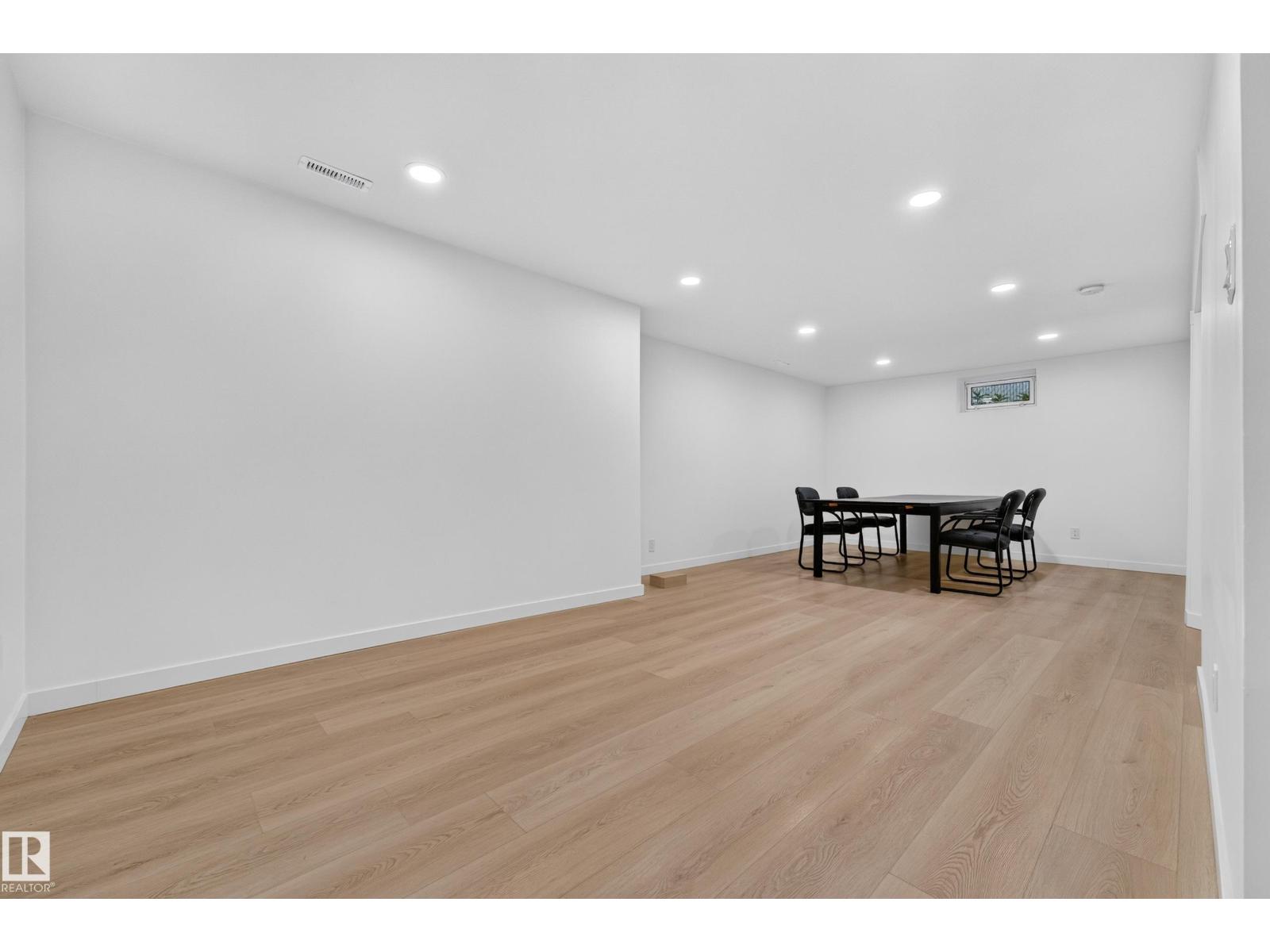 6011 93A AV NW - Image 30