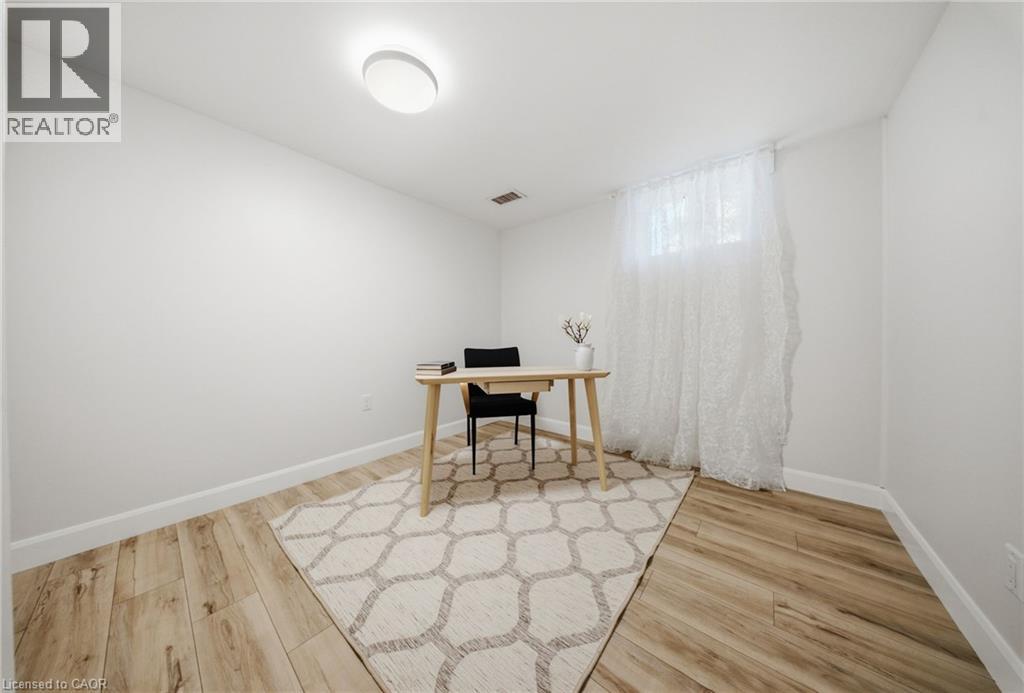 80 JACKSON Avenue - 31