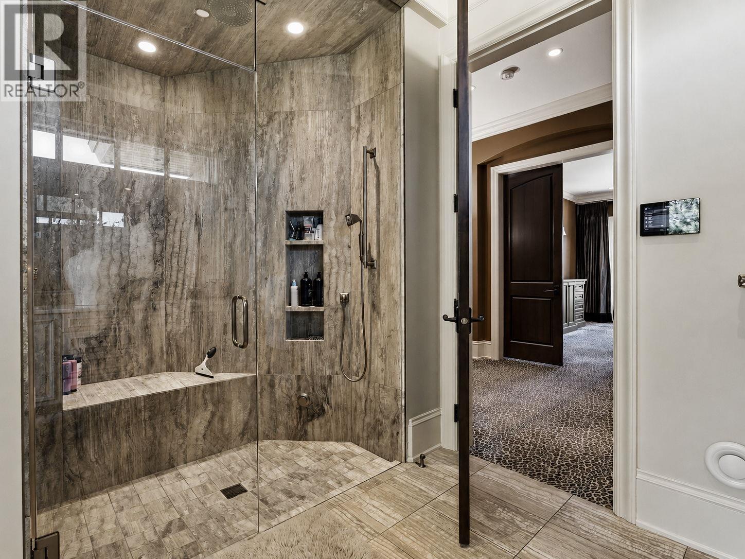 706 Highpointe Court - 36