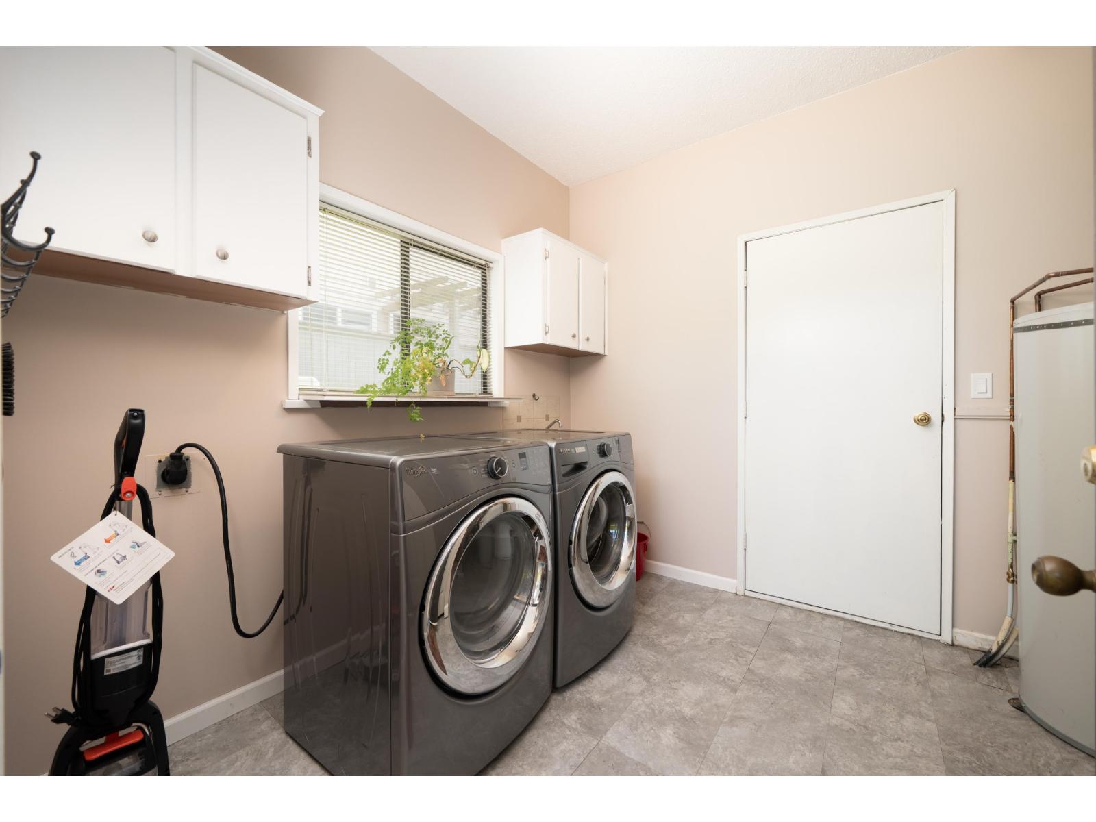 11769 SUMMIT Crescent, Delta