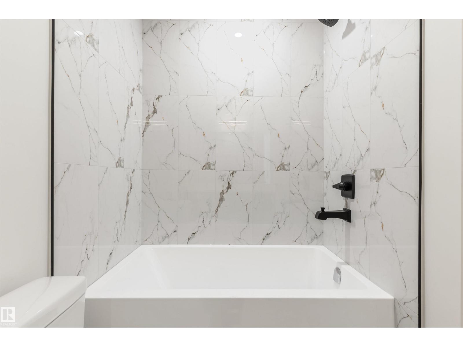 11229 96 Street NW - 25