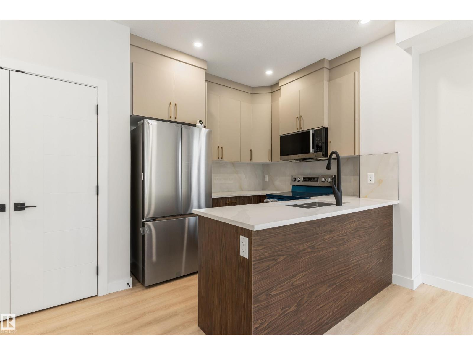 11229 96 Street NW - Image 11