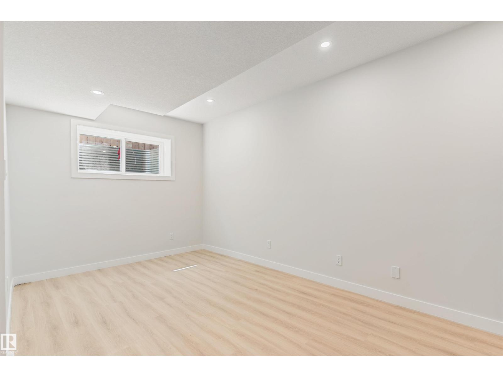 11229 96 Street NW - 40