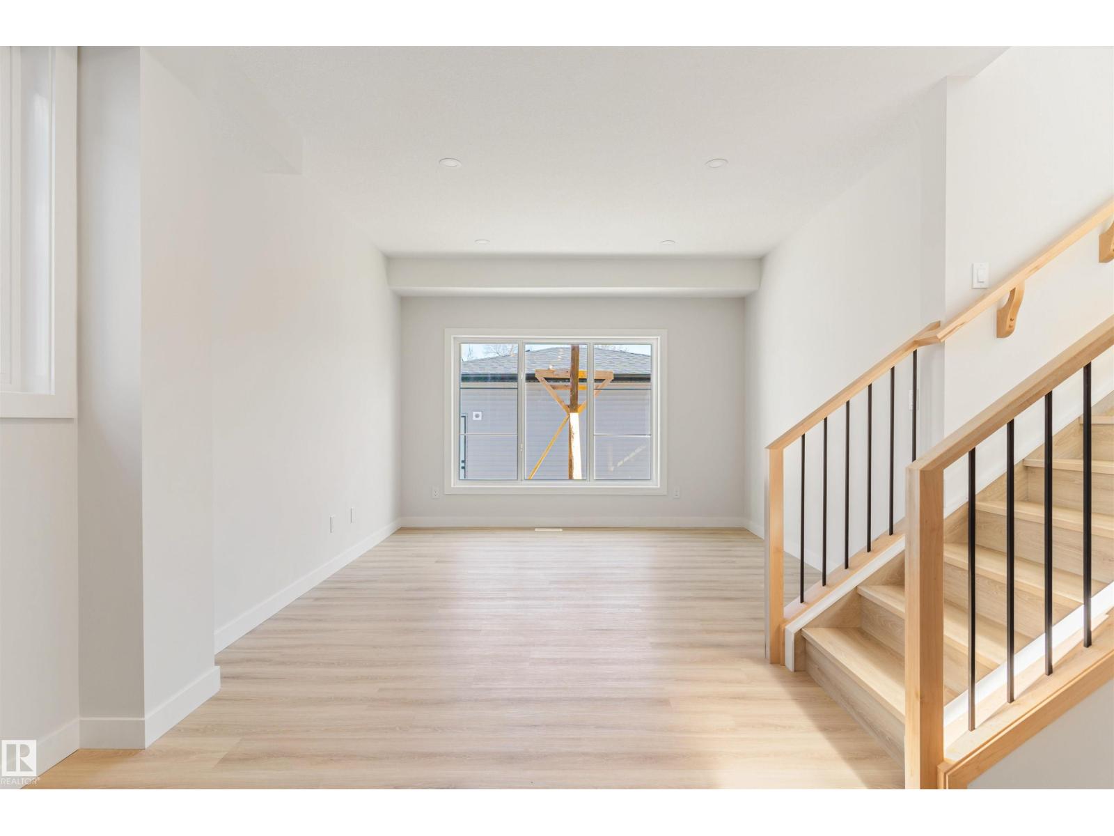 11229 96 Street NW - 14