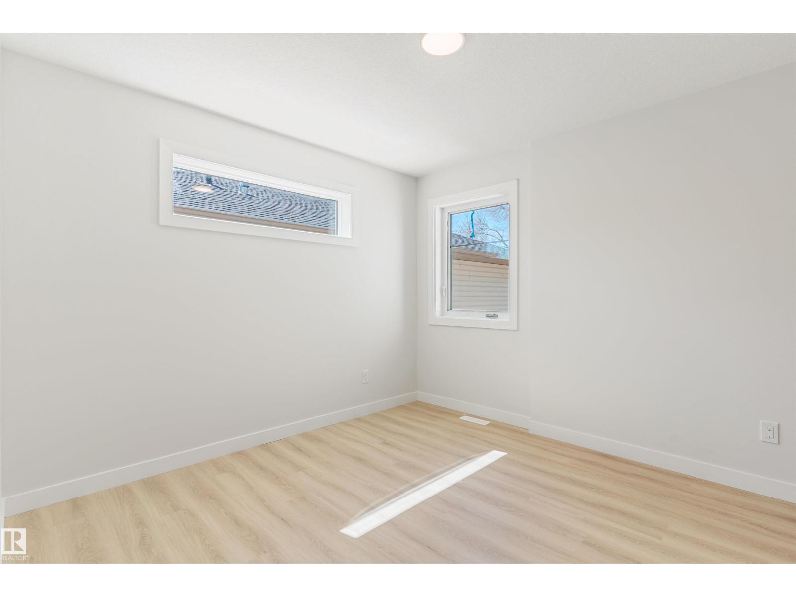 11229 96 Street NW - Image 20