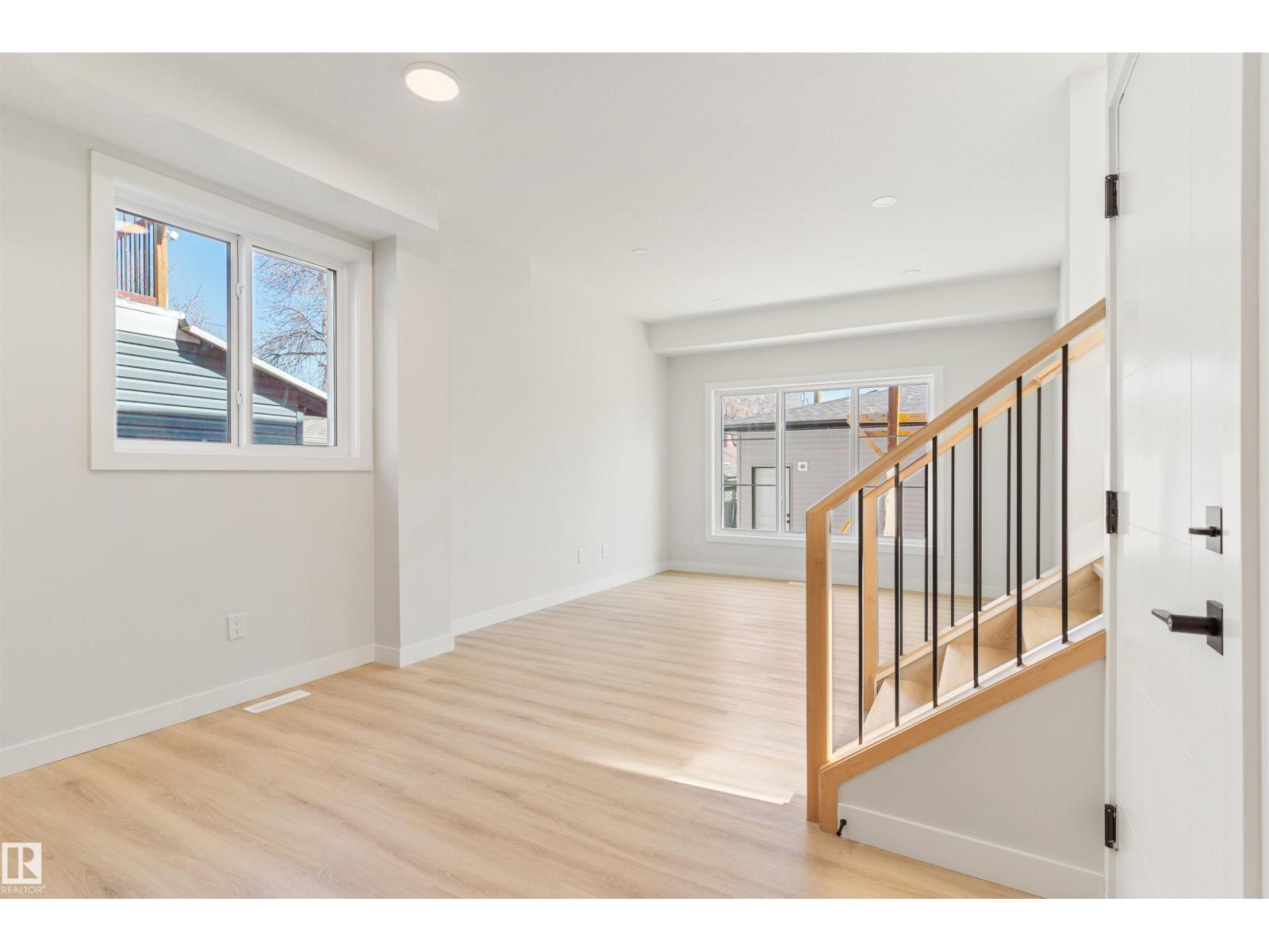 11229 96 Street NW - Image 13
