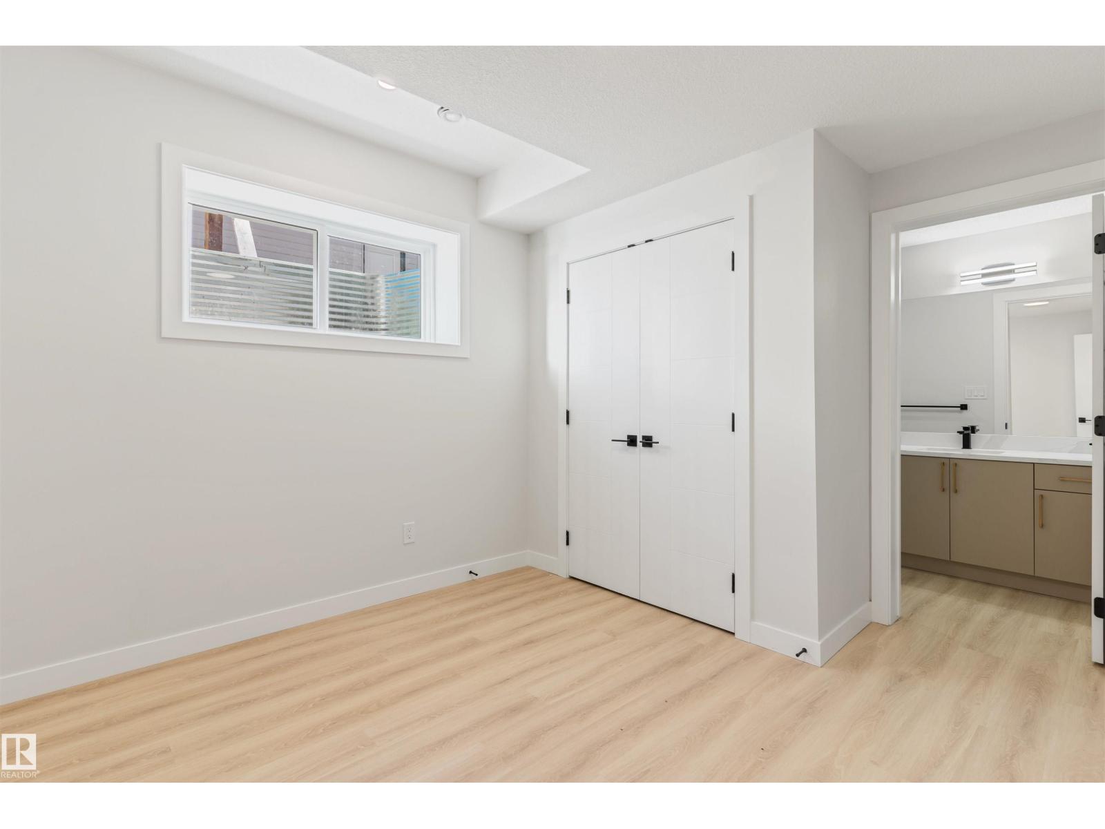 11229 96 Street NW - 46