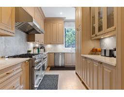 9269 163 Street, Surrey, BC V4N3C9 Photo 10