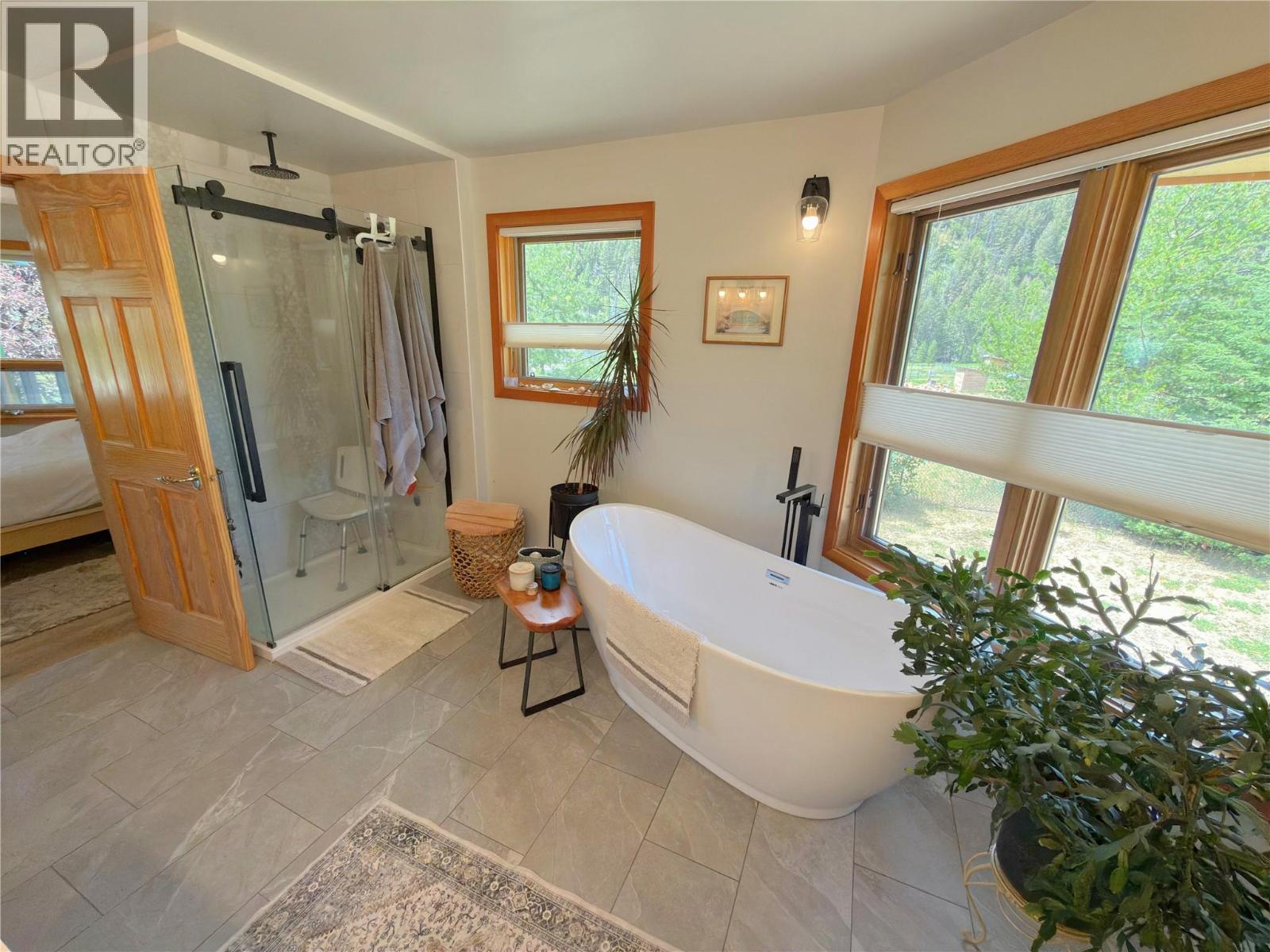 118 SKYE BLUE Loop, Princeton