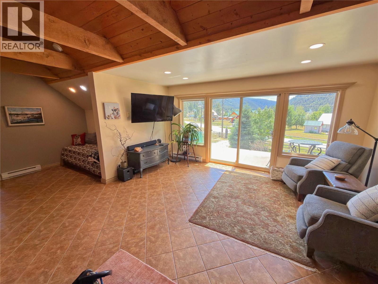 118 SKYE BLUE Loop, Princeton