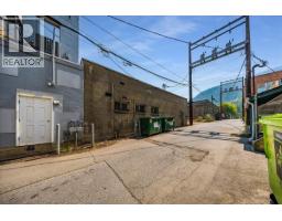 1320 Cedar Avenue, Trail, BC V1R4C2 Photo 21