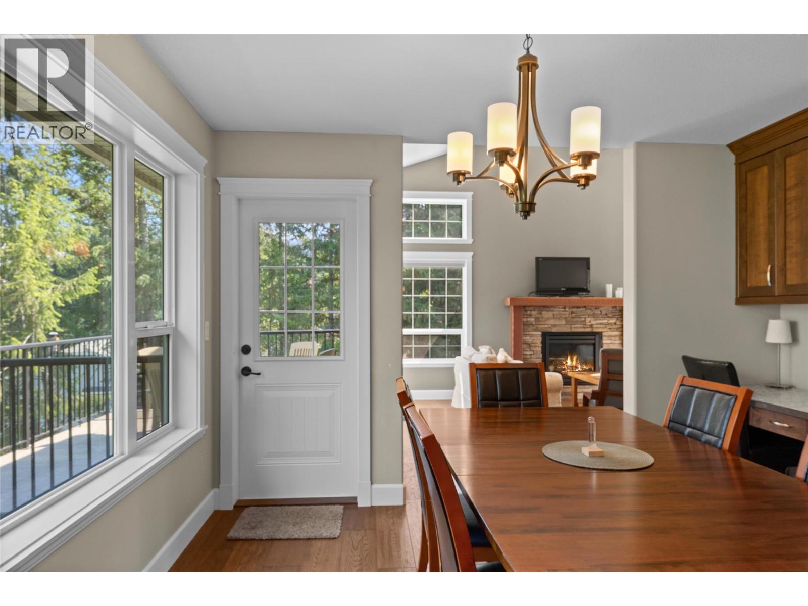 #39 4498 Squilax Anglemont Road - 14