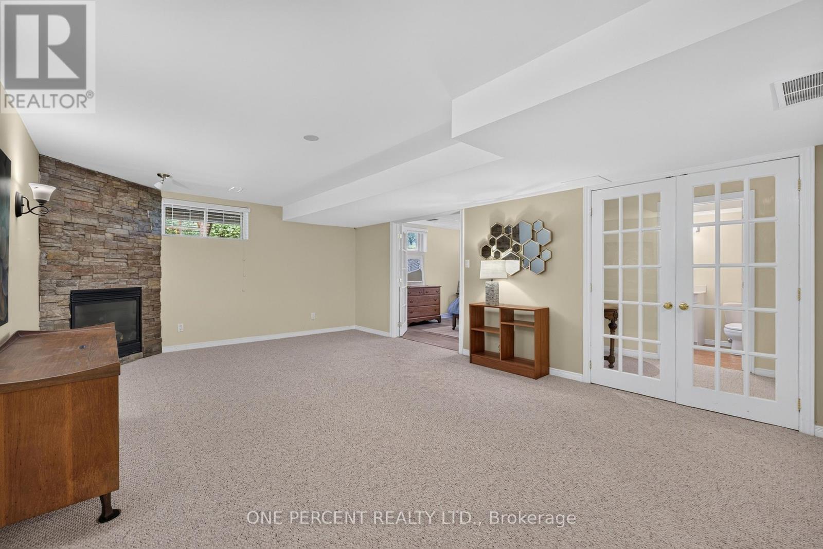 17 DR GORDON CRESCENT - Image 23