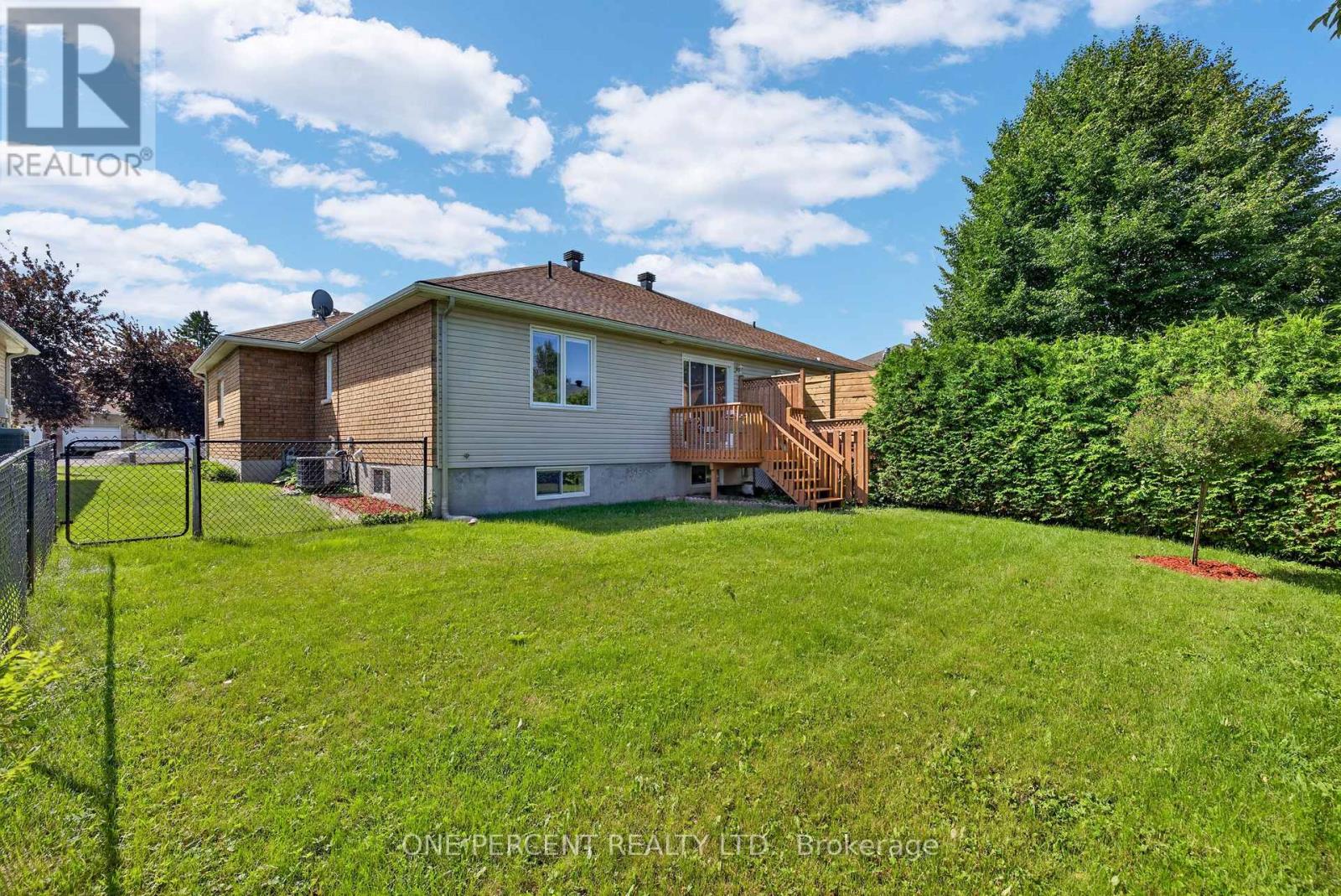 17 DR GORDON CRESCENT - Image 33