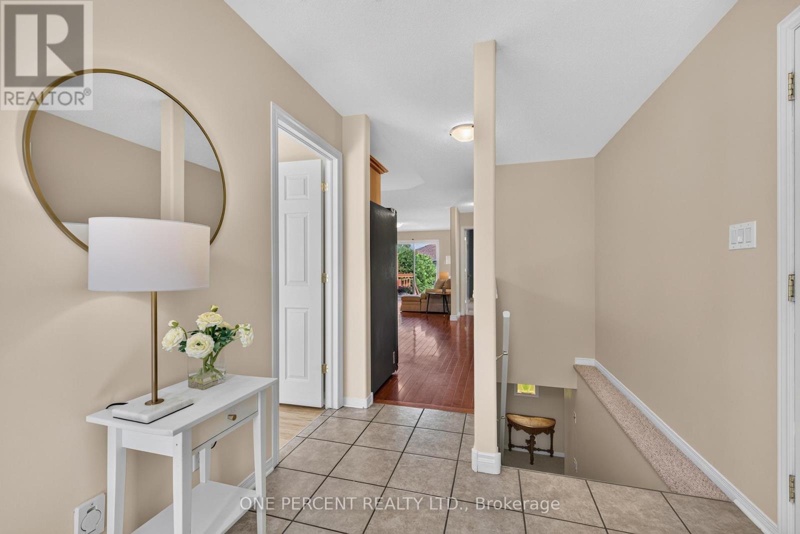 17 DR GORDON CRESCENT - 4
