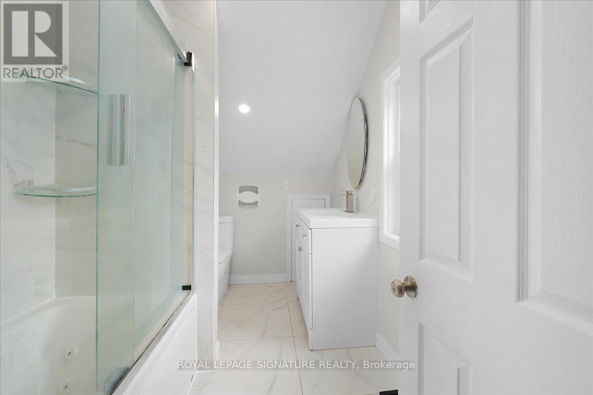 195 PARK ROAD S - 19