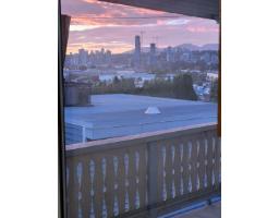 12191 101a Avenue, Surrey, BC V3V2Z9 Photo 9