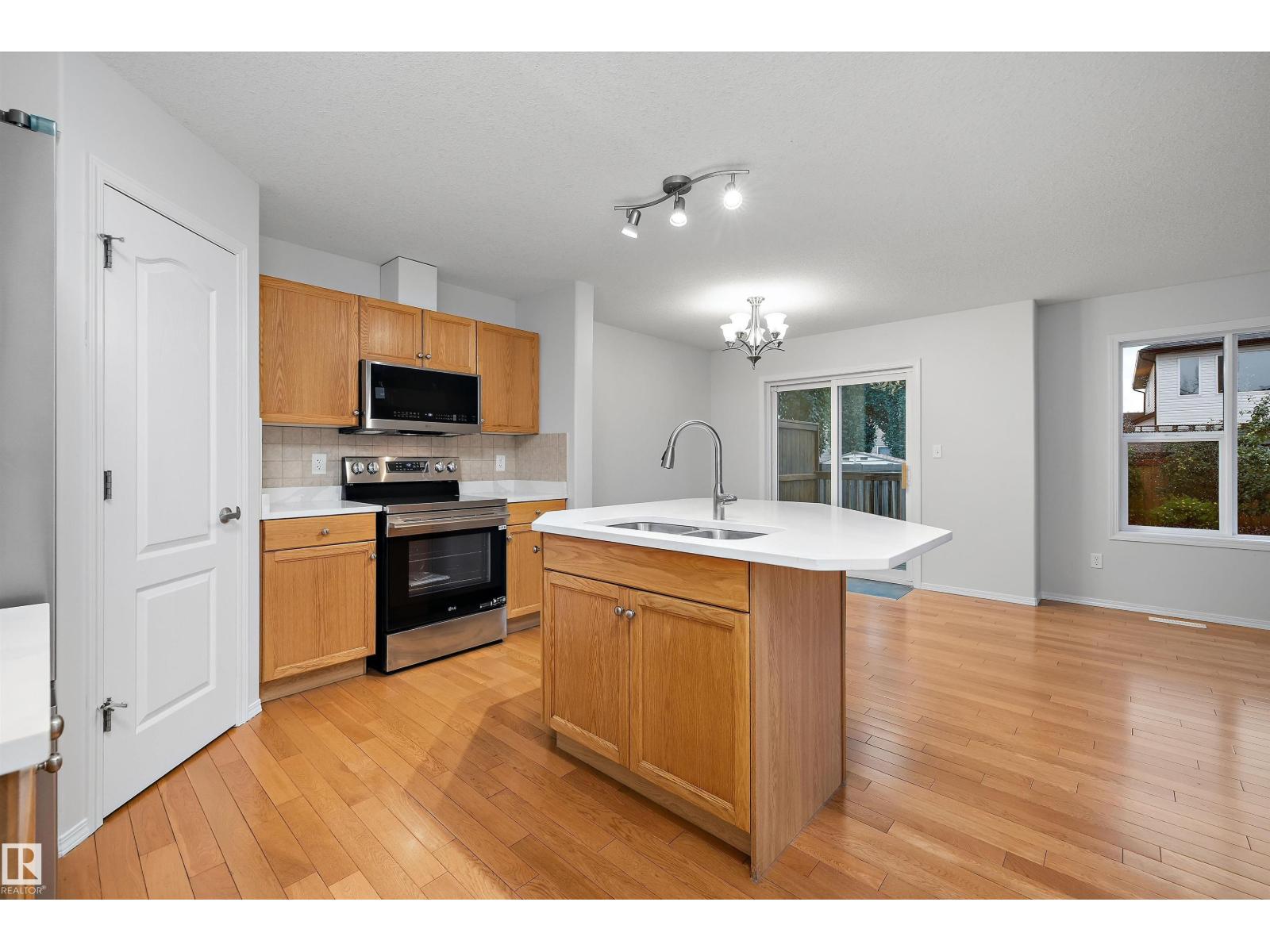 161 RUE MAGNAN - 11