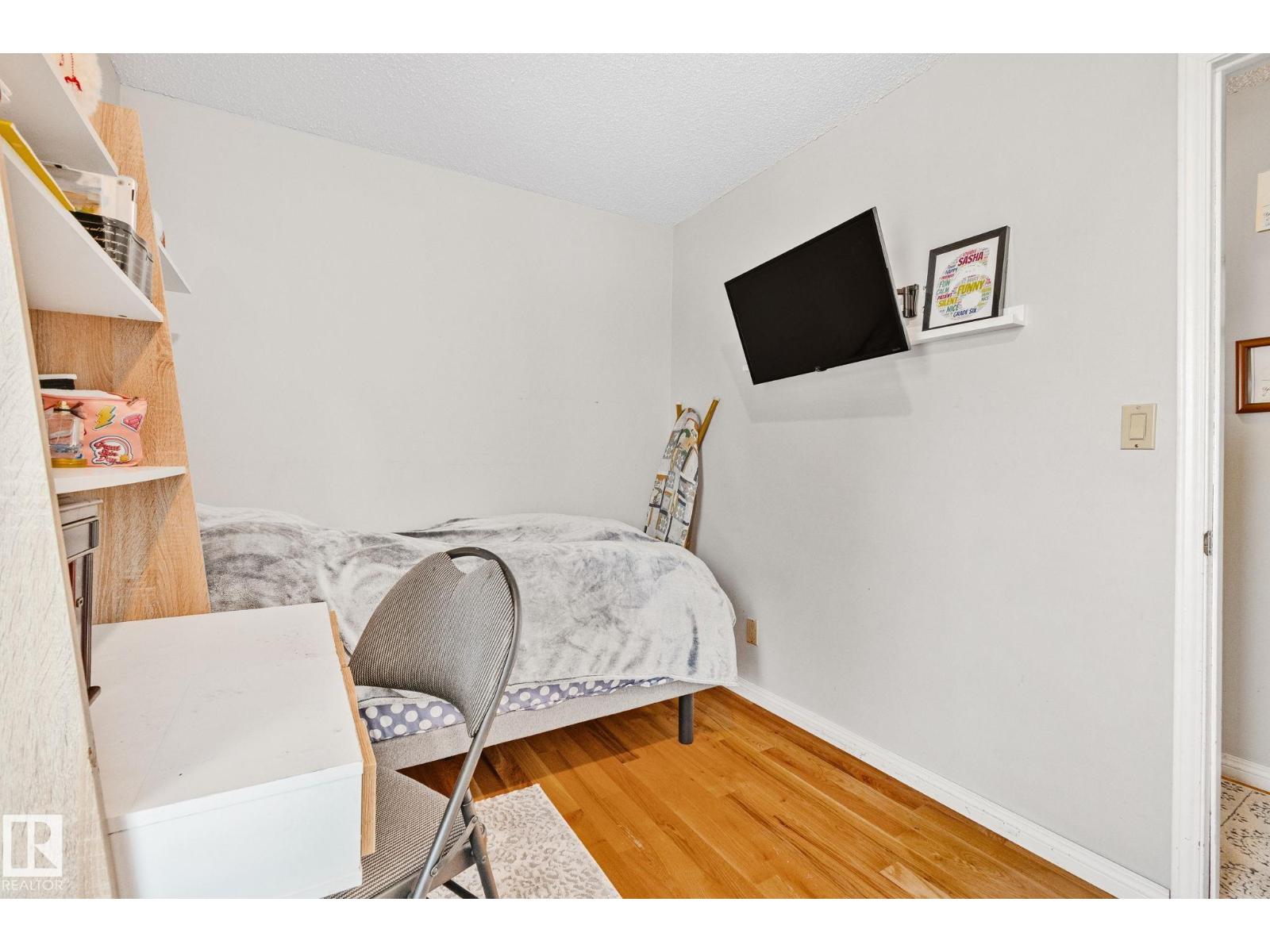 7503 190 ST NW - 31