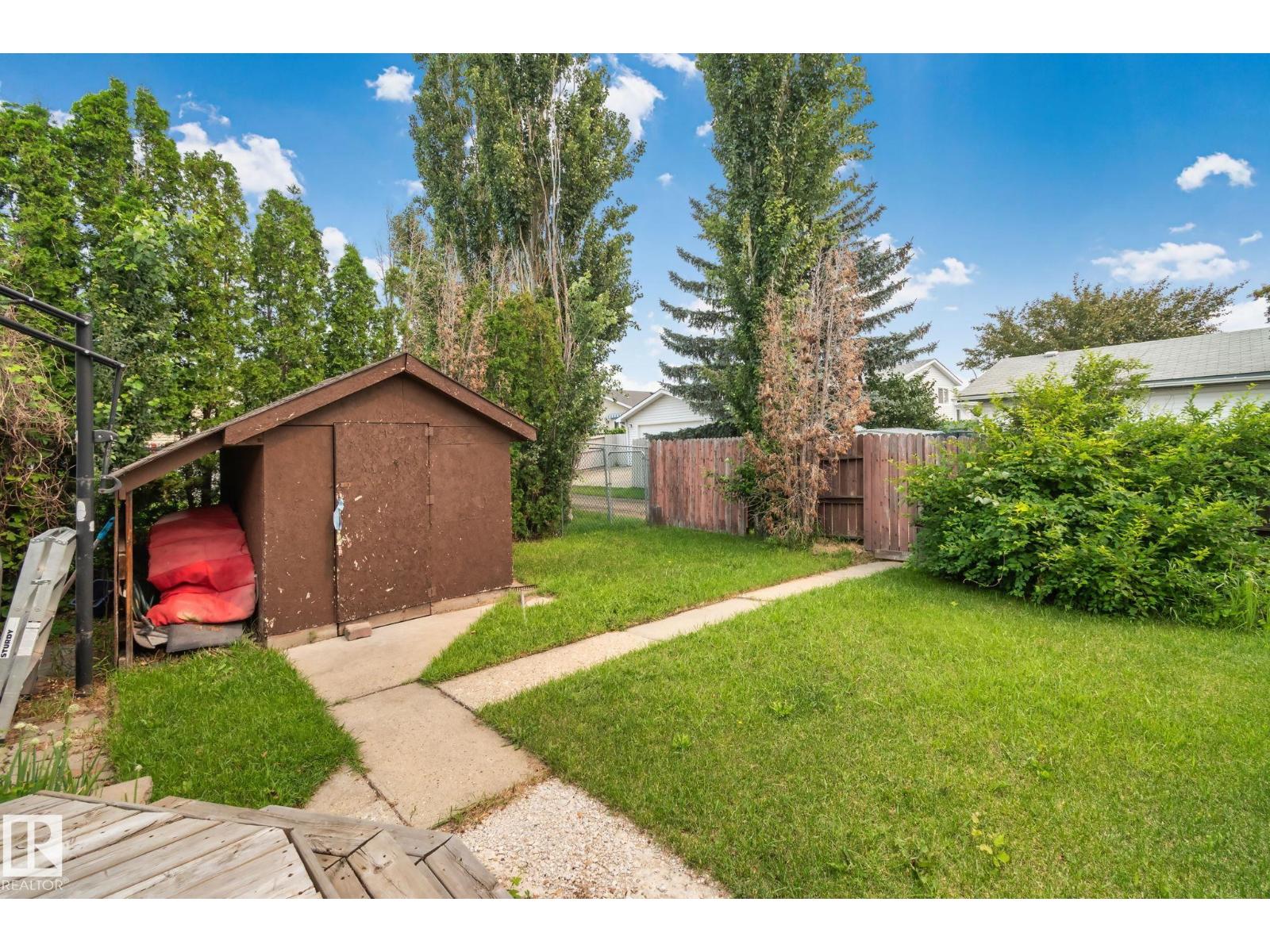 7503 190 ST NW - 38