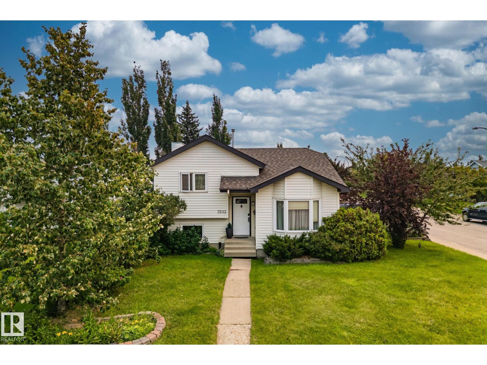 7503 190 ST NW - 44