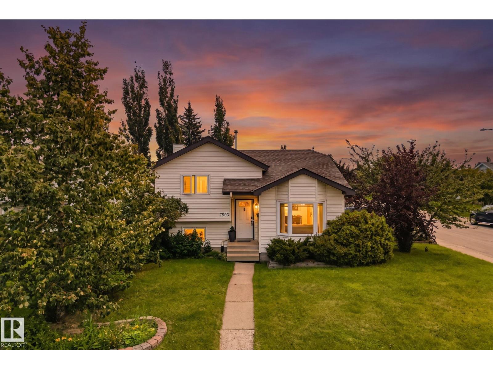 7503 190 ST NW - 45