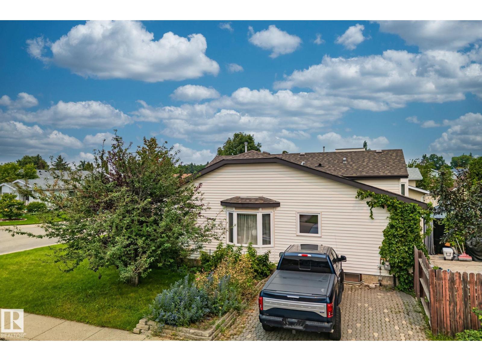 7503 190 ST NW - 48