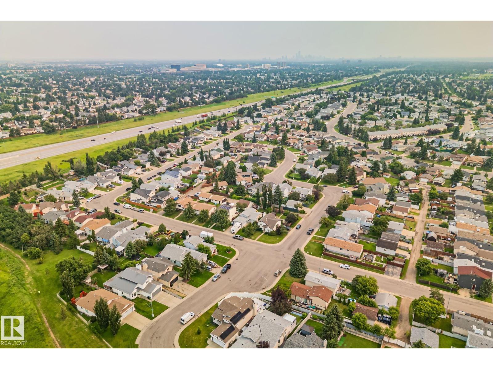 7503 190 ST NW - 57
