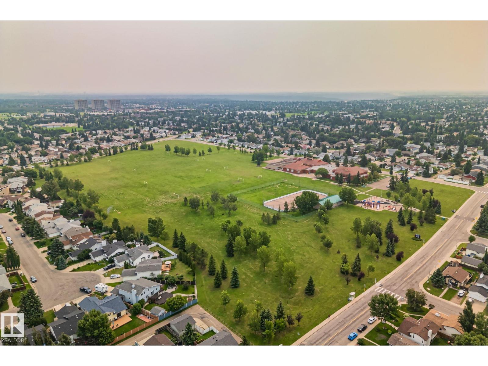 7503 190 ST NW - 62