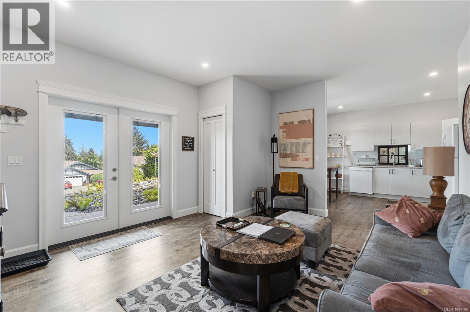 456 Battie Dr - 43