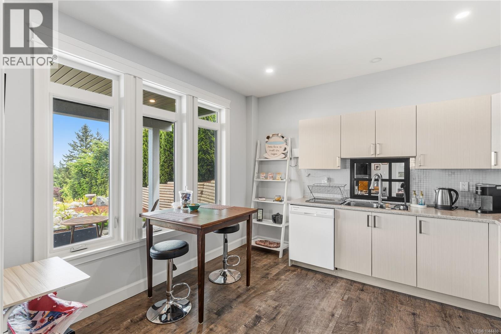 456 Battie Dr - 48