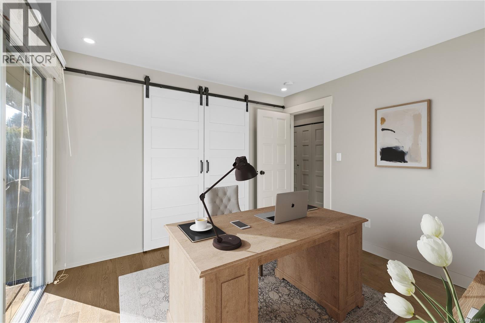 245 Elizabeth Ave - 17