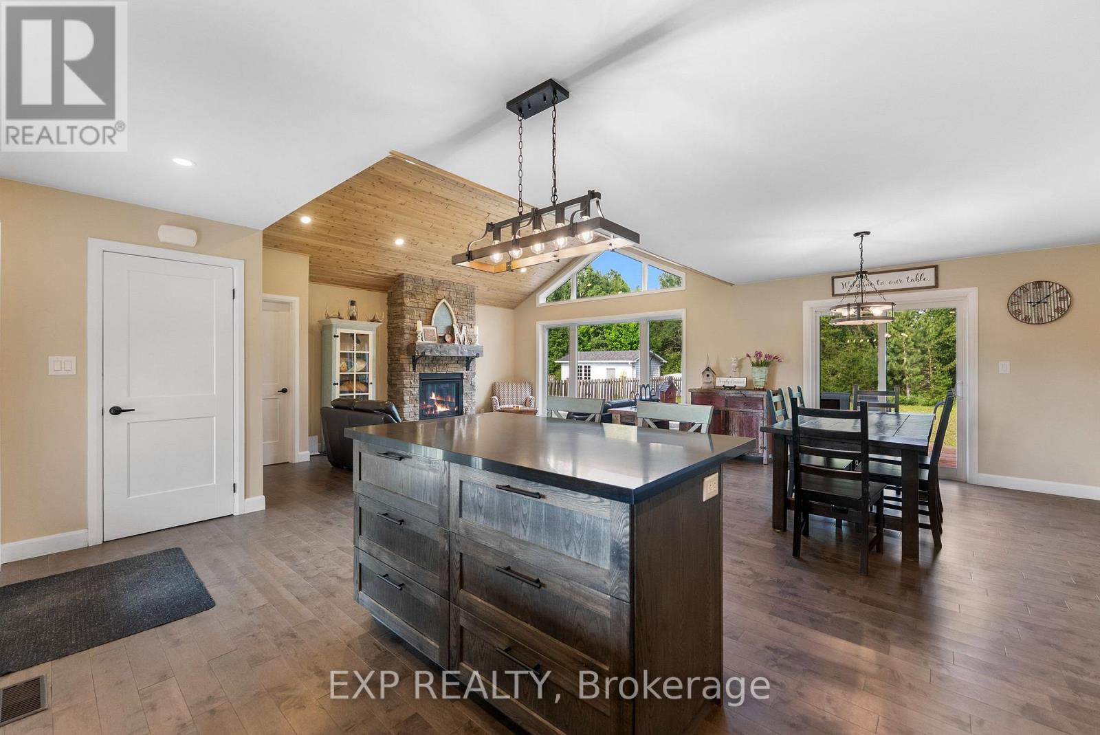 51 YANTHA CRESCENT - 7