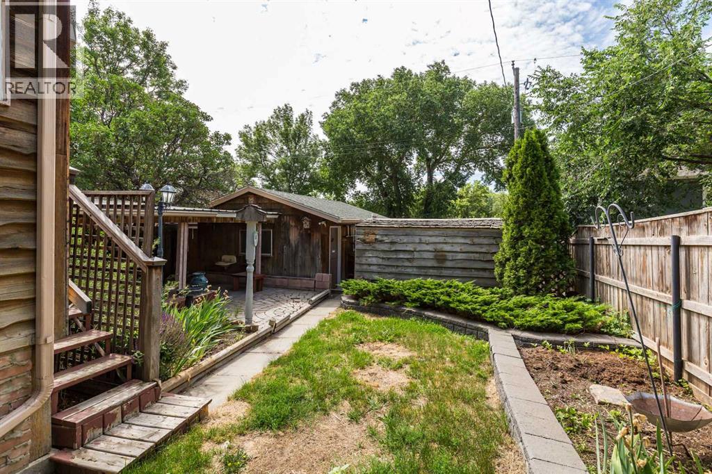 1238 7 Avenue S - 32