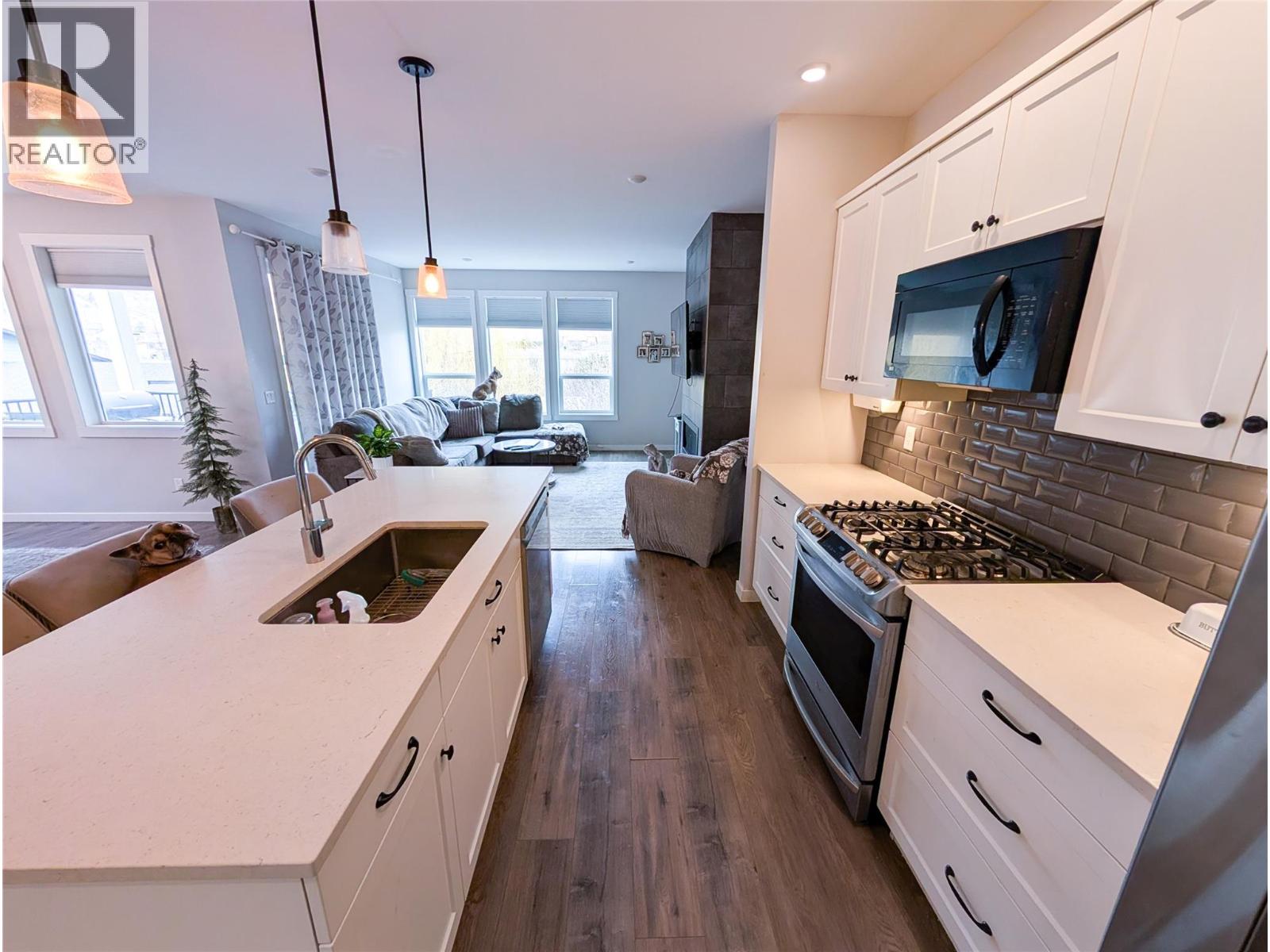 2710 BEACHMOUNT Crescent - 12